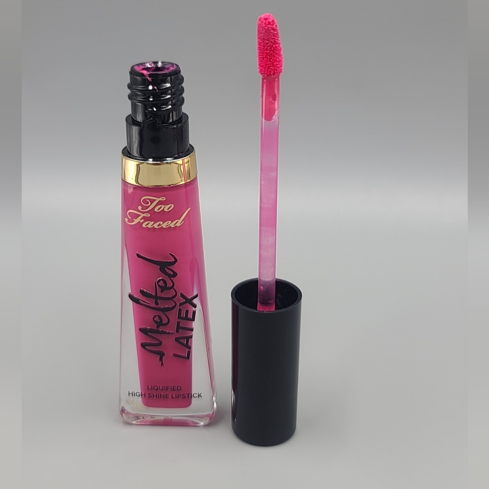 Too Faced Melted Latex lipstick
